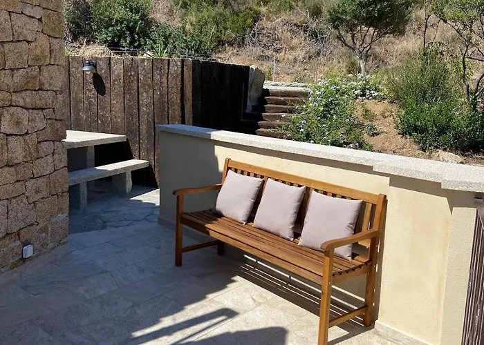 Charmante Dans Un Petit Coin De Paradis * Propriano (Corsica)