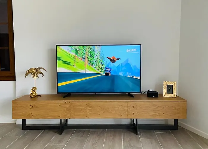 Charmante Dans Un Petit Coin De Paradis *