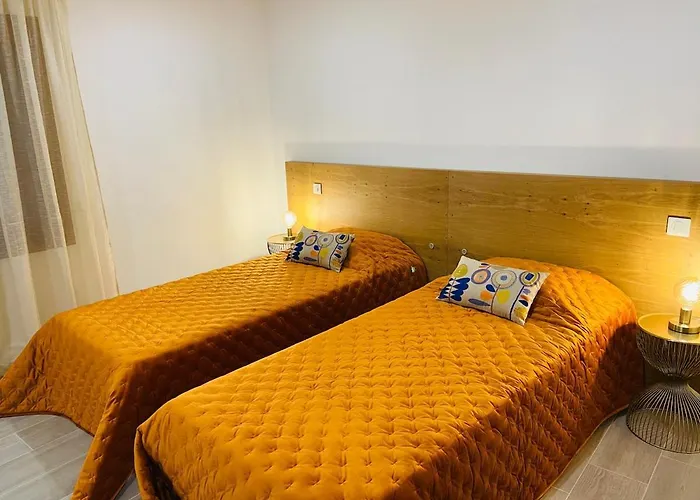 Charmante Dans Un Petit Coin De Paradis