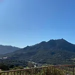 Charmante Dans Un Petit Coin De Paradis
