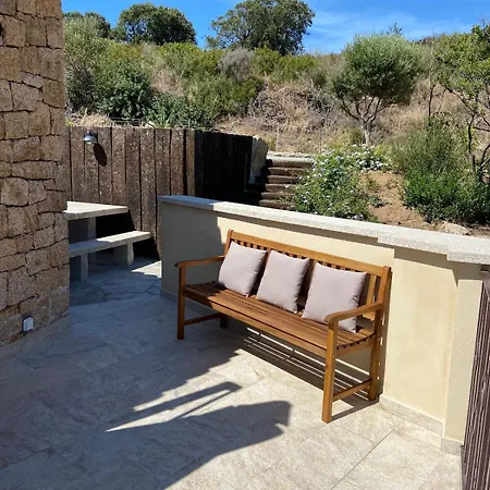Charmante Dans Un Petit Coin De Paradis * Propriano (Corsica)