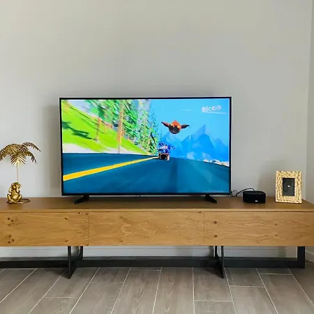 Charmante Dans Un Petit Coin De Paradis *