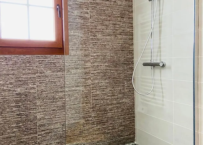 Charmante Dans Un Petit Coin De Paradis * بروبرِيانّو