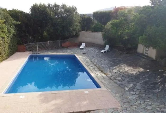 Charmante Dans Un Petit Coin De Paradis