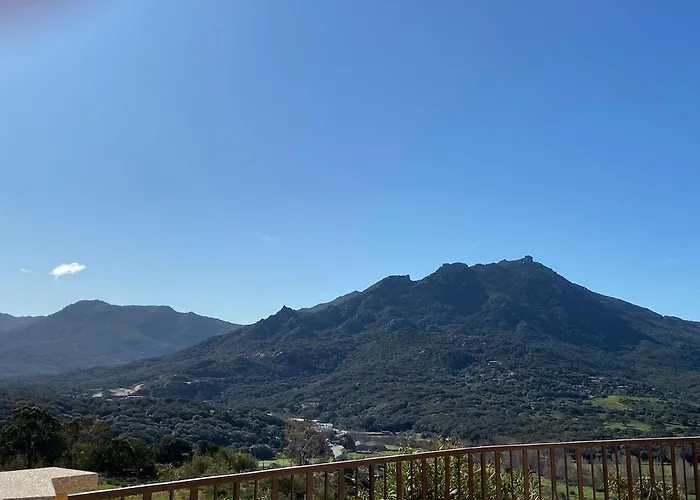 Charmante Dans Un Petit Coin De Paradis